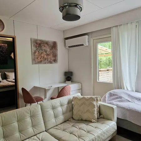 Golden Apartment- Parking, Wifi And Sauna *